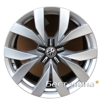 Volkswagen OEM 760601025C 9x20 5x112 ET33 DIA66.6 S